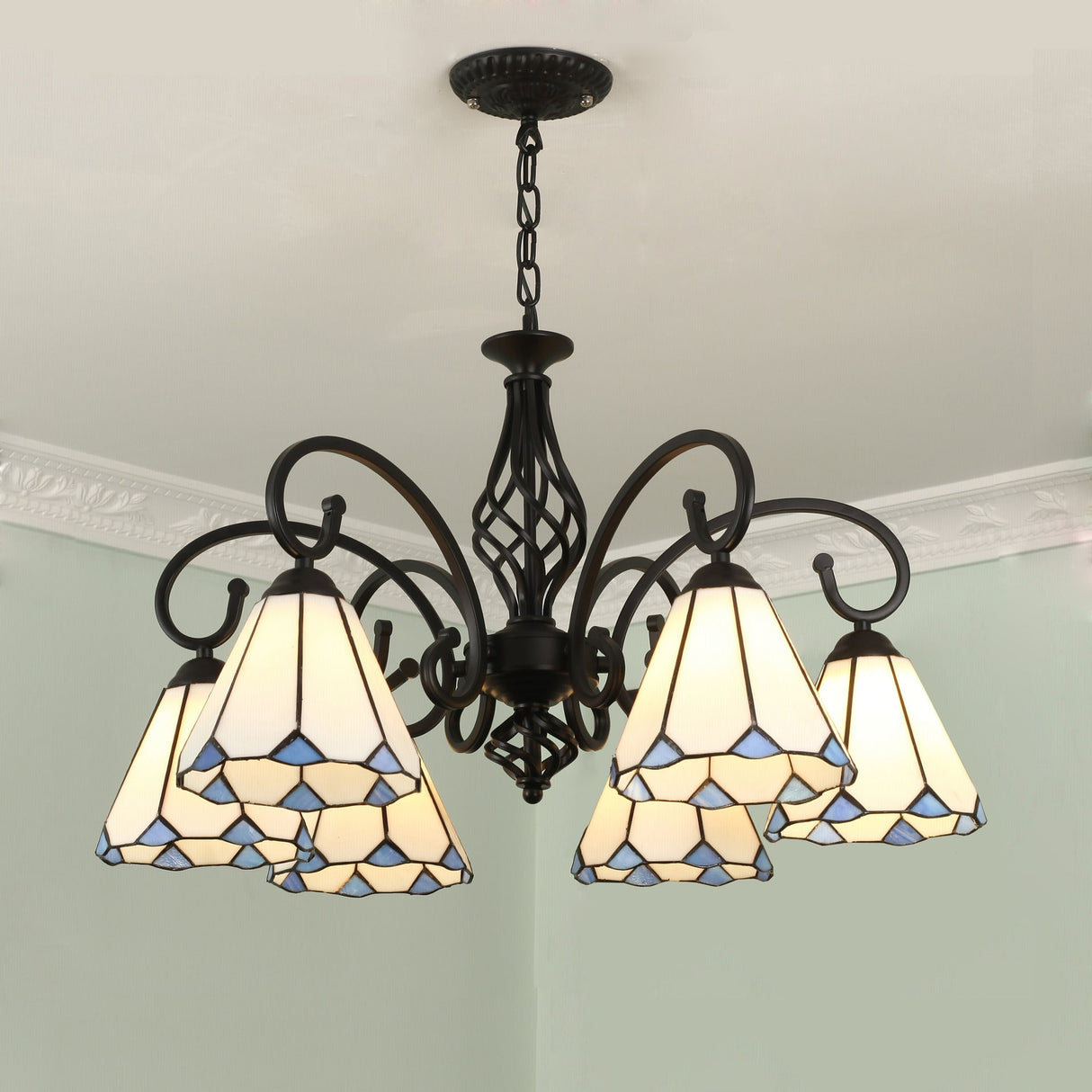 VitraGleam Tiffany Hängelampe | Konischer Buntglas Kronleuchter | 3/5/6/8 Lichter | Wohnzimmer Eleganz