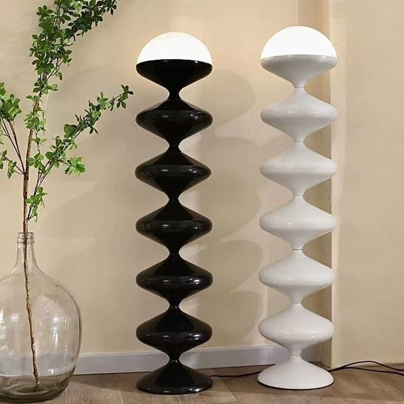 LumierElegance Stehlampe | Französisches Kürbisdesign | Eisen & Acryl | 1 Licht | Perfekt für Wohnzimmer