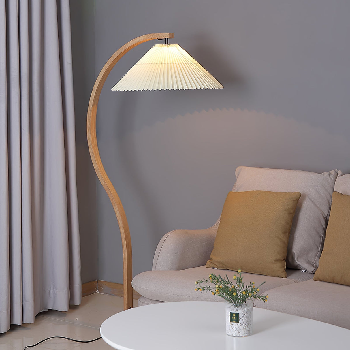 LunaArch Stehleuchte im Caprani Design | LED Beleuchtung | Modernes Holz-Look | Elegante Wohnraum-Deko
