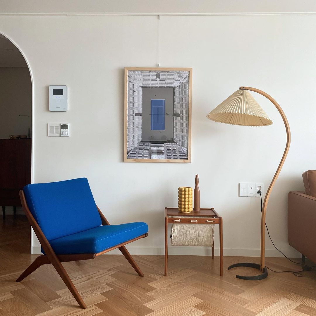 LunaArch Stehleuchte im Caprani Design | LED Beleuchtung | Modernes Holz-Look | Elegante Wohnraum-Deko