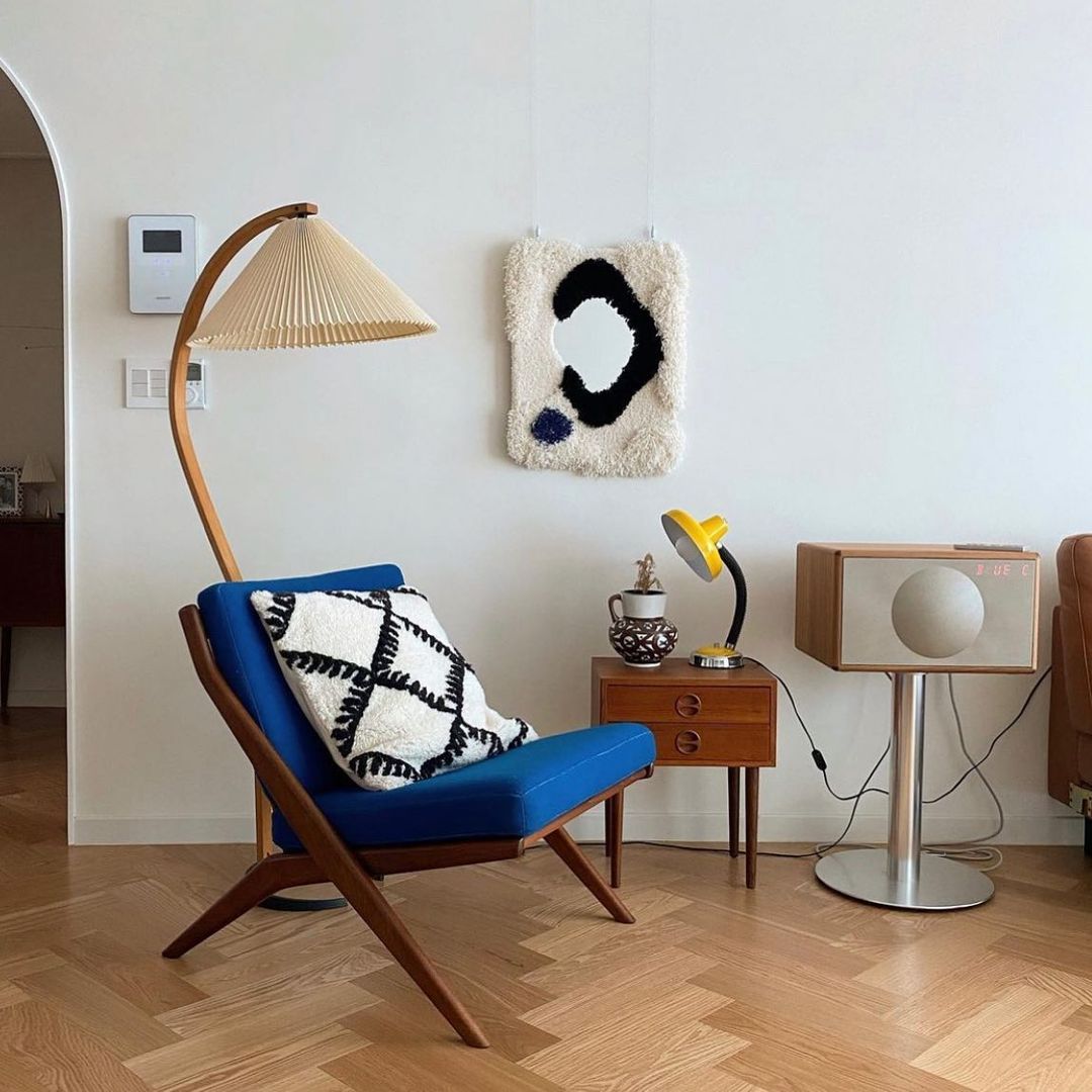LunaArch Stehleuchte im Caprani Design | LED Beleuchtung | Modernes Holz-Look | Elegante Wohnraum-Deko