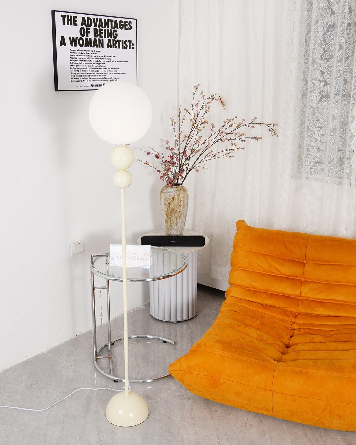 VividGlow Stehleuchte | Modernes LED-Licht | Dimmbar | Stilvolle Beleuchtung für Zuhause