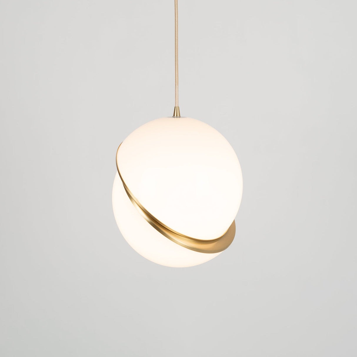Cresnova Mondsichel Pendelleuchte | Mondförmiges Design | Stimmungsvolle Beleuchtung für Zuhause