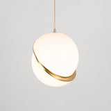 Cresnova Mondsichel Pendelleuchte | Mondförmiges Design | Stimmungsvolle Beleuchtung für Zuhause