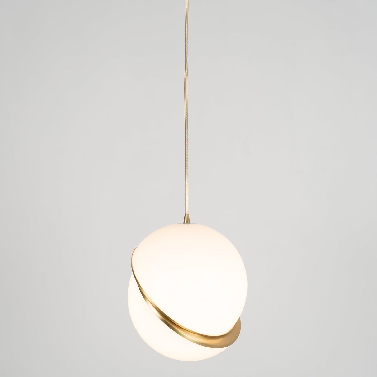 Cresnova Mondsichel Pendelleuchte | Mondförmiges Design | Stimmungsvolle Beleuchtung für Zuhause