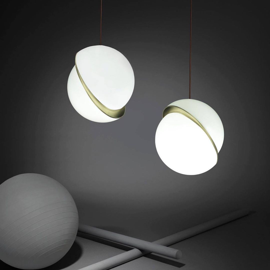 Cresnova Mondsichel Pendelleuchte | Mondförmiges Design | Stimmungsvolle Beleuchtung für Zuhause
