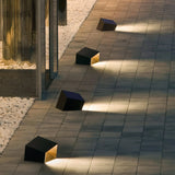 SolaraCube Solar Außenleuchte | LED Gartenbeleuchtung | Wasserdicht | Energiesparend | Dekorative Gartenbeleuchtung für Terrasse & Balkon
