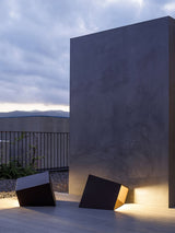 SolaraCube Solar Außenleuchte | LED Gartenbeleuchtung | Wasserdicht | Energiesparend | Dekorative Gartenbeleuchtung für Terrasse & Balkon