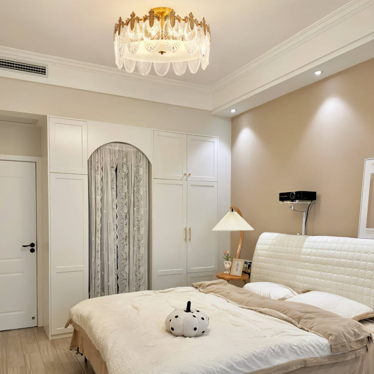 VeraLuxe Decorative Glass Round Chandelier | Elegante Deckenleuchte | Luxus Kronleuchter | Deko für Zuhause