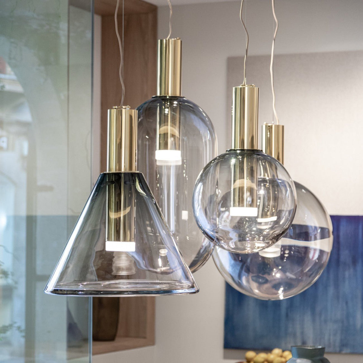 LustraBelle Elegante Pendelleuchte | Design-Kollektion | Rauchglas & Gold | Dimmbar | Moderne Beleuchtung für Zuhause
