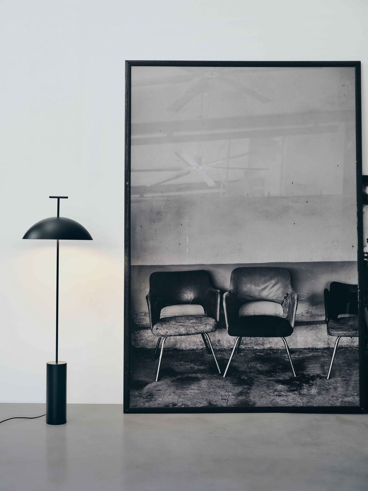GlowLinea Stehlampe 40 x 152 cm | Elegantes Design | LED Beleuchtung | Wohnraumbeleuchtung