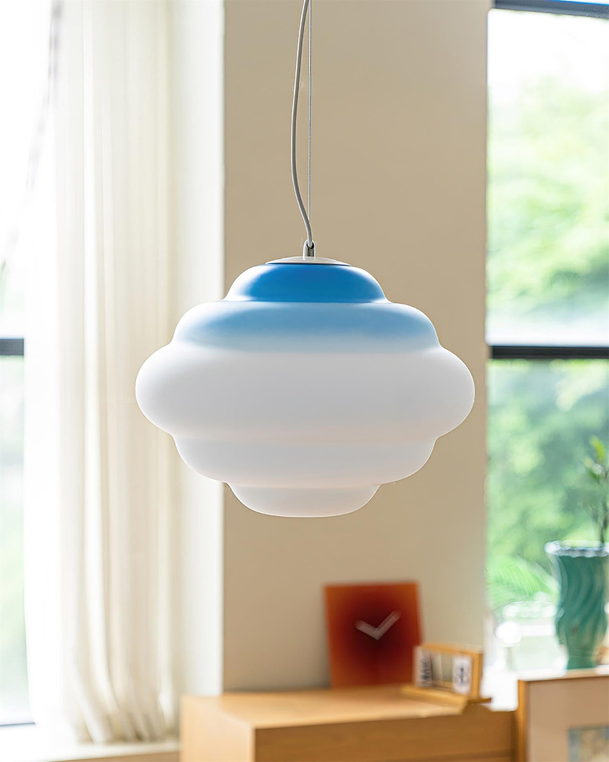 Nebuluxe Gradient Cloudy Pendelleuchte | Moderne Beleuchtung | Stilvolle Raumgestaltung