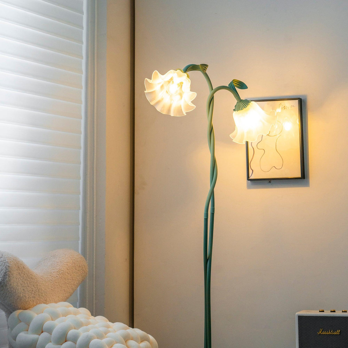 FloraGlow Calla Blumen Stehleuchte | Elegantes Design | LED Beleuchtung | Dekorative Innenleuchte
