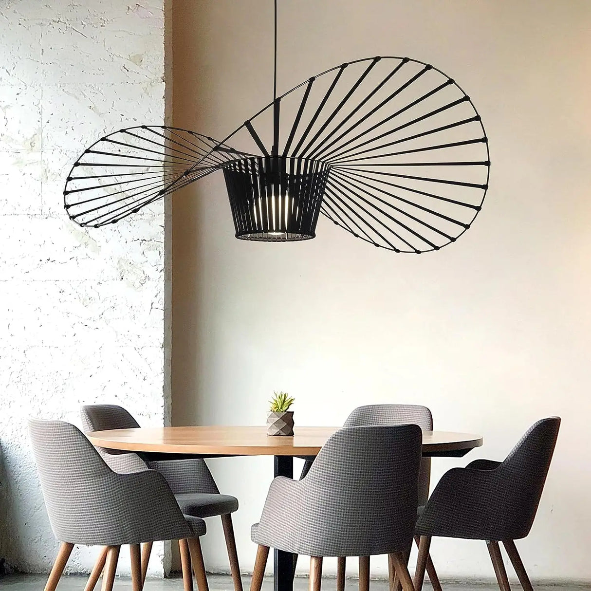 EdisonGlow Vintage Deckenlampe | Industrielles Retro-Design | E27 Fassung | Stilvolle Innenbeleuchtung