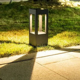 SolaraNova Solarbetriebene Säulenlampe | Nachhaltige Gartenbeleuchtung | LED Außenleuchte | Wetterfest | Solarbetriebene Lichtquelle für Terrasse & Garten