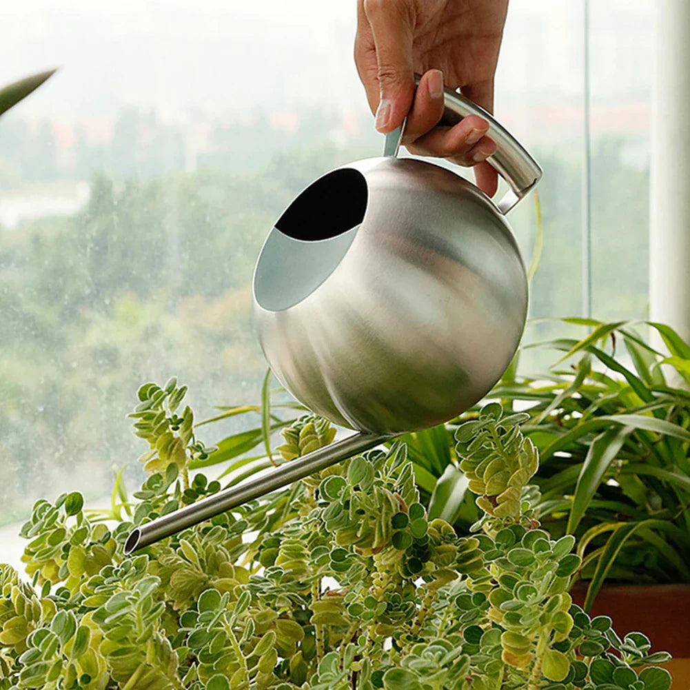 PlantFlow Minimalist Gießkanne | Modernes Design | Perfekt für Zimmerpflanzen