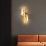 LumiPillar Luxuriöse Wandleuchte mit Glaskandelaber | Elegante Beleuchtung | Premium-Design
