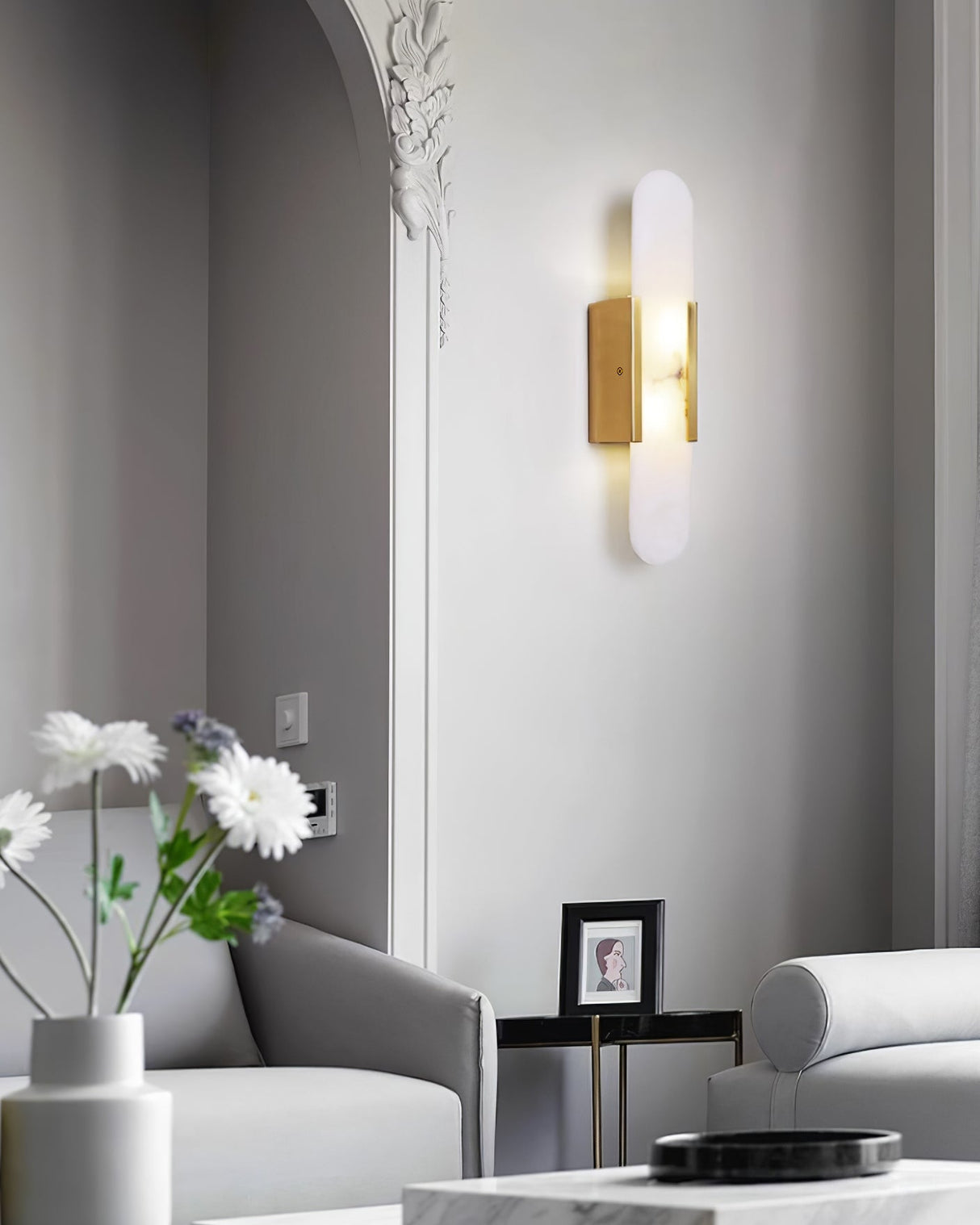 LumaSerene Langgestreckte Alabaster Wandleuchte | Modernes Design | Elegante Beleuchtung | Energieeffizient