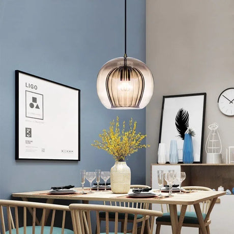 GlassBeam Moderne Pendelleuchte aus Glas | LED Hängeleuchte | Elegantes Design für Zuhause & Büro
