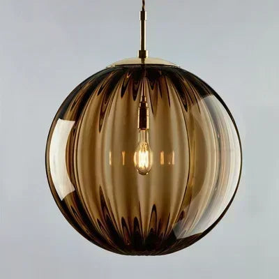 InnovaLight Moderne LED Pendelleuchte | Dimmbares Licht | Zeitloses Design | Ideal für Wohn- und Esszimmer