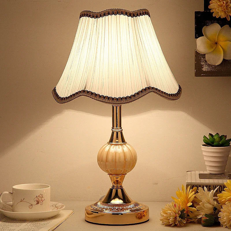 NordicVintage Tischlampe im nordischen Vintage-Stil | Retro Design | Stimmungslicht für Zuhause