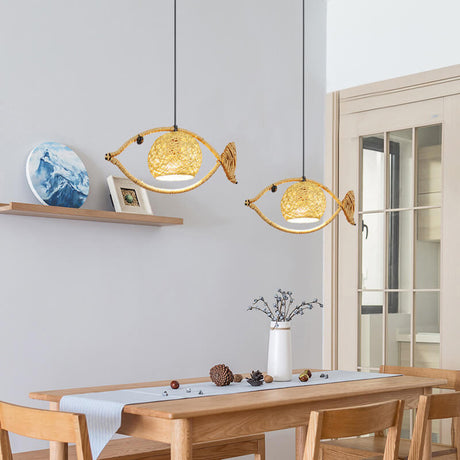 FishLoom Kreative Pendelleuchte | Fischform aus Hanfseil & Weidengeflecht | 1-flammige LED-Hängeleuchte | Rustikale Deko