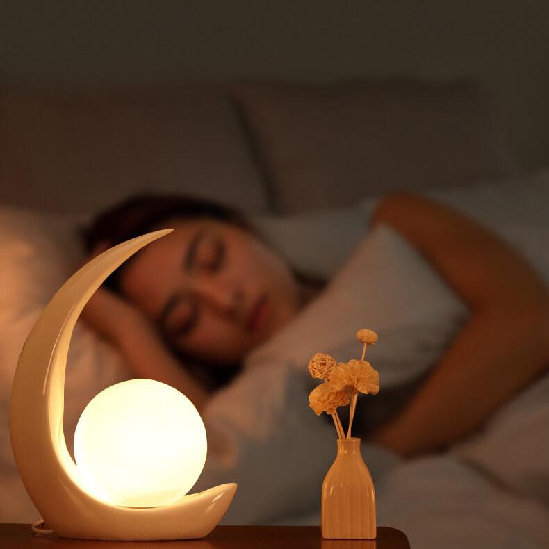 Lunovia LED Tischlampe mit Halbmond-Design | Kreatives Dekolicht | Dimmbar & Vielseitig