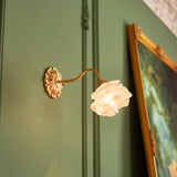 Floribella Vintage Kupfer Blume Petal Glas Wandleuchte | Elegantes Design | Stilvolle Beleuchtung für Zuhause