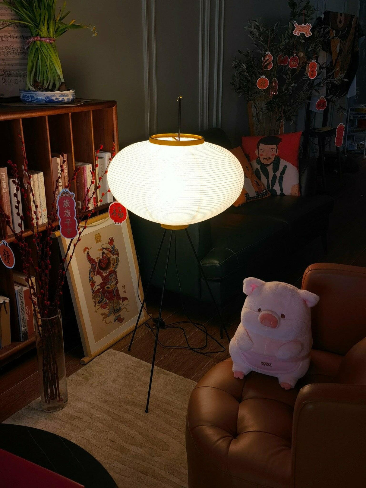 SereniLum Reispapier Stehlampe | Minimalistisches Design | Warmweißes LED-Licht | Nachhaltige Deko für Zuhause