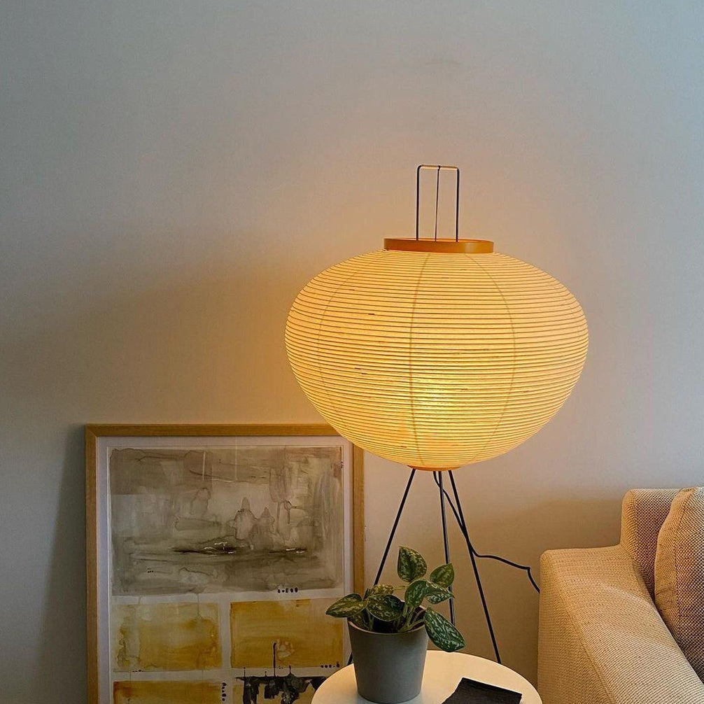 SereniLum Reispapier Stehlampe | Minimalistisches Design | Warmweißes LED-Licht | Nachhaltige Deko für Zuhause