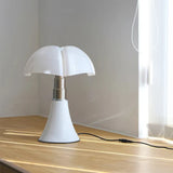 LumoraLED Designer Tischlampe | Vintage Stil | Warmes Licht | Dekorative Beleuchtung für Zuhause