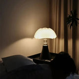LumoraLED Designer Tischlampe | Vintage Stil | Warmes Licht | Dekorative Beleuchtung für Zuhause