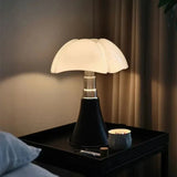 LumoraLED Designer Tischlampe | Vintage Stil | Warmes Licht | Dekorative Beleuchtung für Zuhause