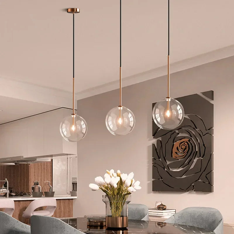 VioraGlobe Nordic Glas Pendelleuchte | Kugelform | Elegantes Design | Perfekt für Esszimmer & Wohnzimmer