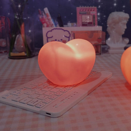LuvSphere Silikon LED Nachtlicht | Herzförmiges Design | Tischlampe | Warmes Stimmungslicht | Dekorativ