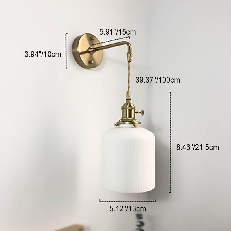 BrassGlow Japanische Retro Wandleuchte | Minimalistisches Design | Zylinder Oval | Messing & Lucite | 1-flammig