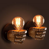 CastForte Vintage Wandlampe mit Harz-Faust-Design | 1 Licht | Einzigartige Beleuchtung für Wohnzimmer & Büro