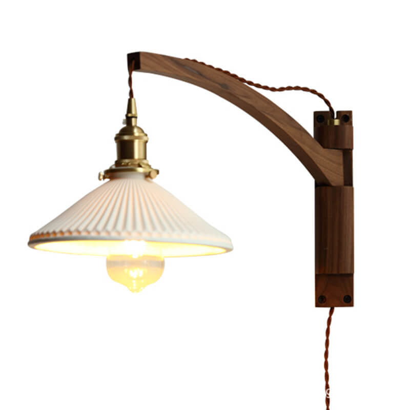 LumiFold Nordic Design Wandlampe | Milchweißes Glas | Holzdesign | Verstellbar | Stilvoll für Zuhause