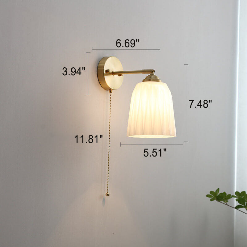 ScandiLume Nordic Wandleuchte mit Zugschalter | Milchglas & Messing Design | Strahlendes Stimmungslicht für Ihr Zuhause