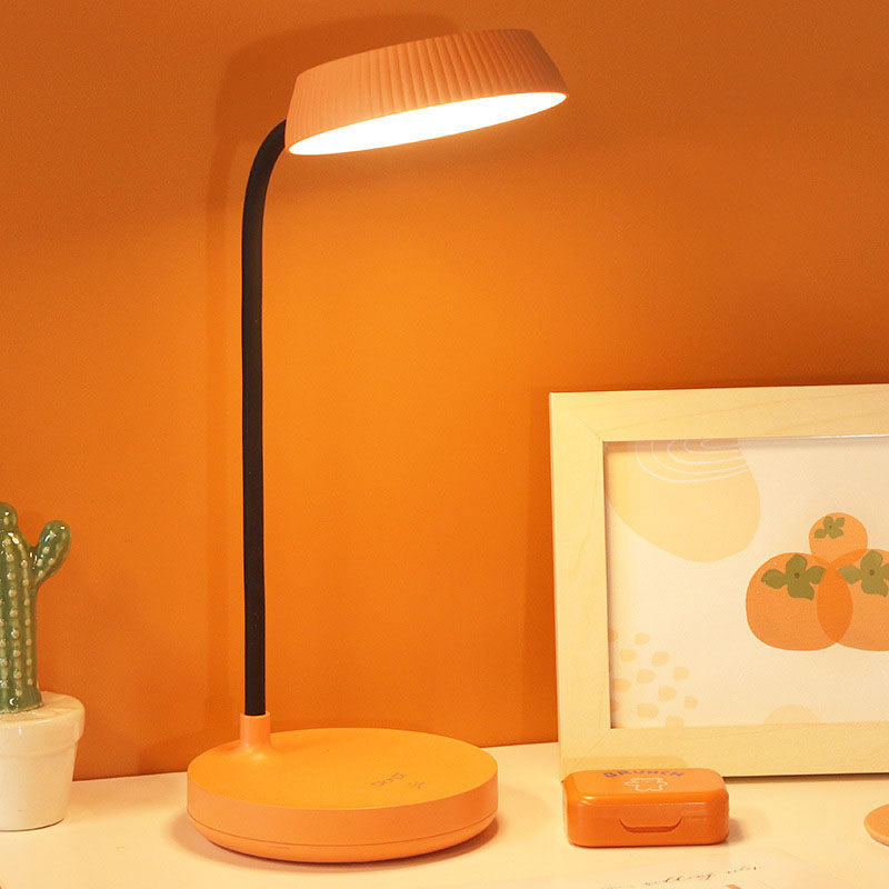 NovaPlume LED Tischlampe | Nordic Minimalist Design | Touch-Funktion | Augenfreundlich | USB-Anschluss