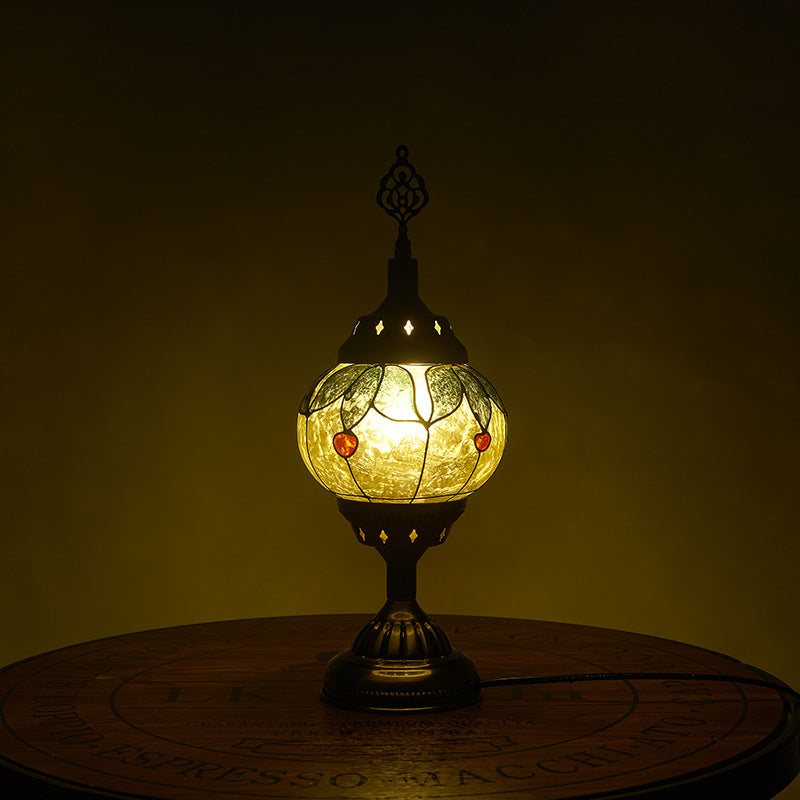 Glomera Tiffany Tischlampe | Ovales Design | Romantische Beleuchtung | Für Schlafzimmer & Wohnräume