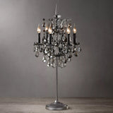 CrystalCrown Vintage Tischlampe mit Kandelaber-Design | Kristallverzierung | Eisenfuß | Deko für Schlafzimmer & Wohnzimmer