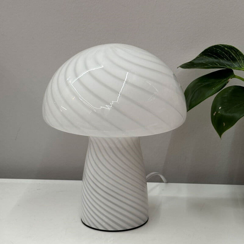 MushLuma Glas-Tischlampe im Pilz-Design | Minimalistisch & Modern | Warmes Stimmungslicht | Perfekt für Zuhause & Büro