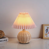 RattaLume Nordic LED Tischlampe | Geflochtenes Rattan & Faltstoffschirm | Stimmungslicht | Deko fürs Schlafzimmer