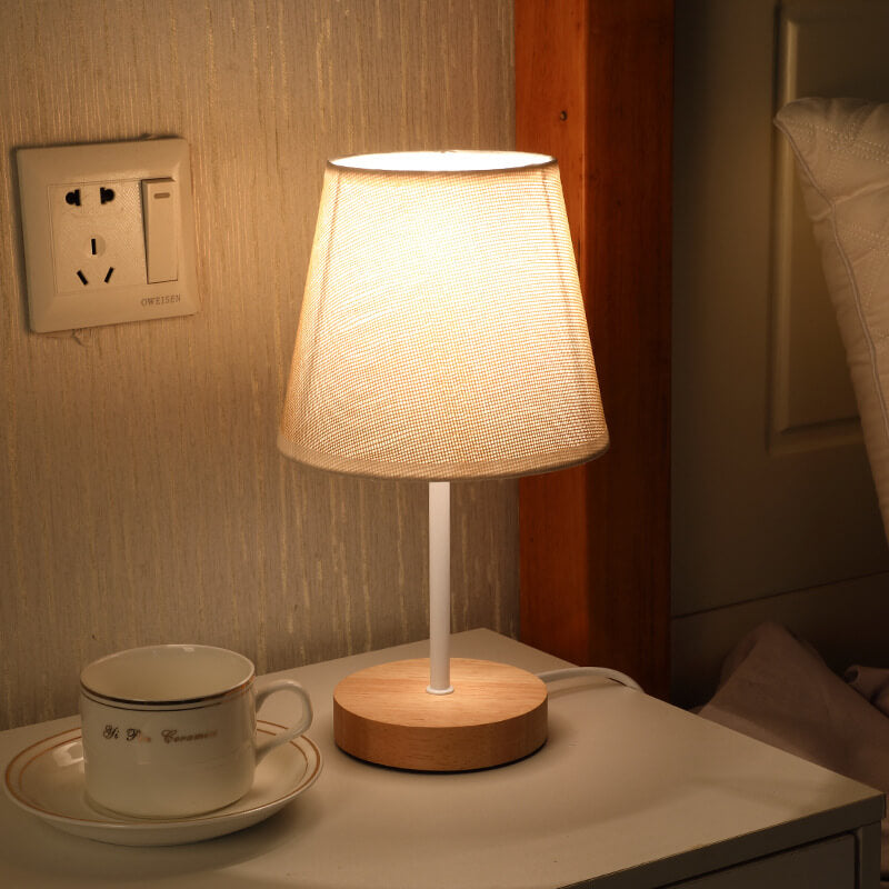 AureLoom Nordic Vintage Tischlampe | Stoffkegel | Massivholz | LED-Licht | Dimmbare Optionen | Dekorativ für Zuhause