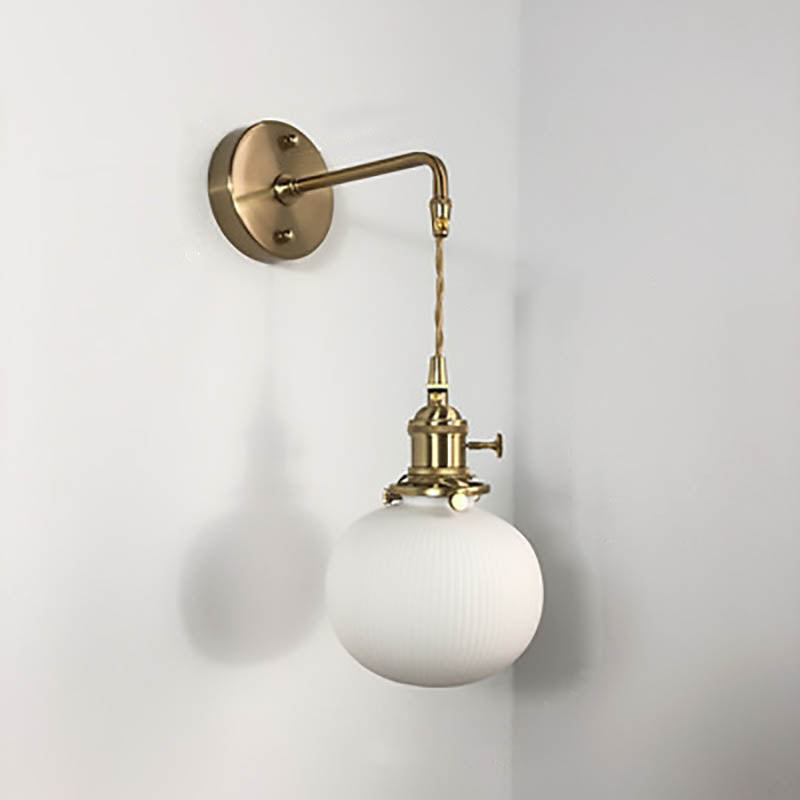 BrassGlow Japanische Retro Wandleuchte | Minimalistisches Design | Zylinder Oval | Messing & Lucite | 1-flammig