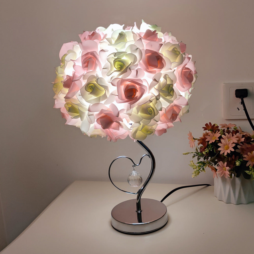 Roseva Art Deco Tischlampe | Stoff-Rosenschirm | Elegante Beleuchtung | Schlafzimmer Dekoration
