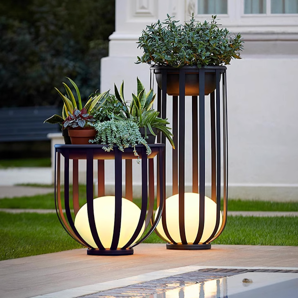SunBloom™ Solar Blumenständer Lampe | LED Pflanzentopf Beleuchtung | Wasserdichte Garten Deko