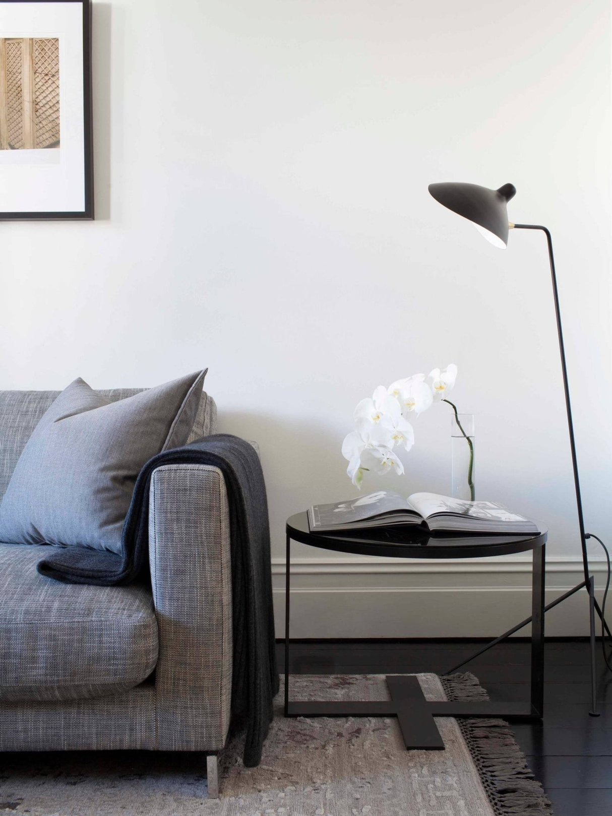IllustraNova Stehleuchte | Skulpturales Design | Modernes Wohnambiente | Premium Raumlicht