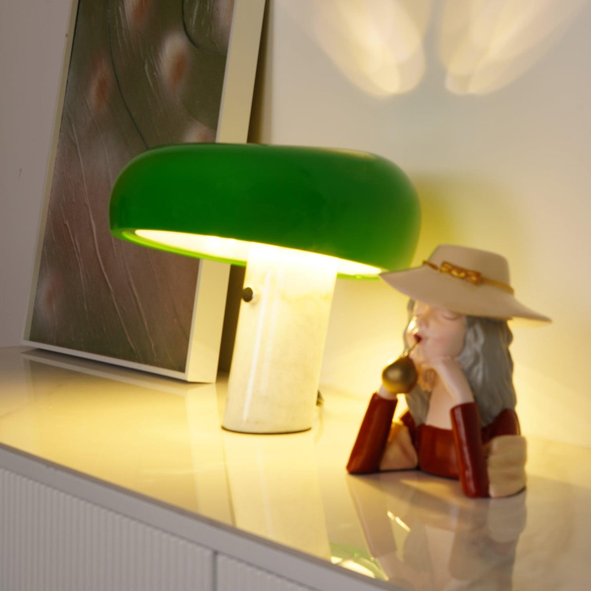 MarbleGlow Design Tischlampe | Marmor-Dekoration | LED-Licht | Elegante Beleuchtung für Zuhause